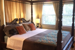 Toronto-Bed-and-Breakfast-Garden-View-02